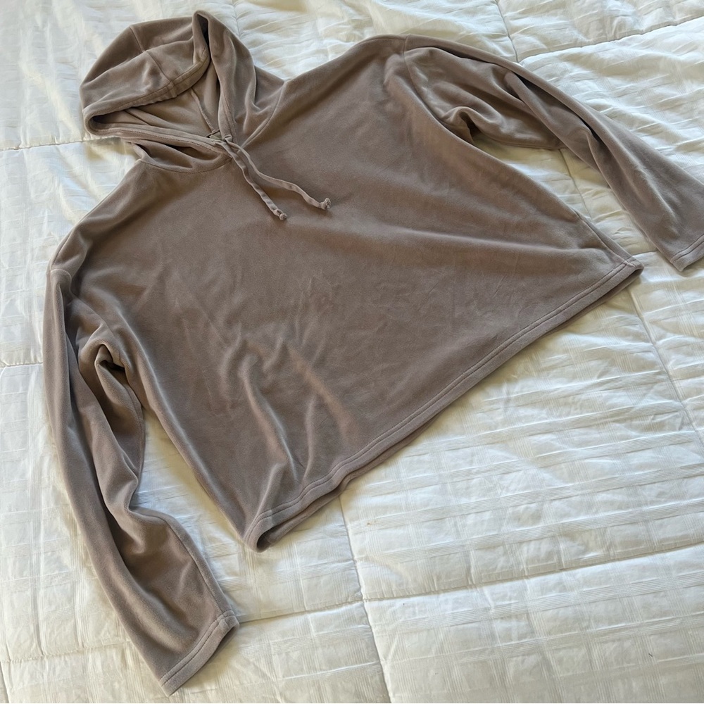 Z by Zella Velour Mauve Sweatshirt Size M